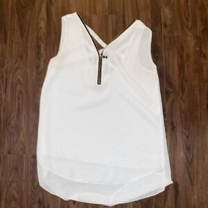 very cute fancy blouse with cute bead zipper